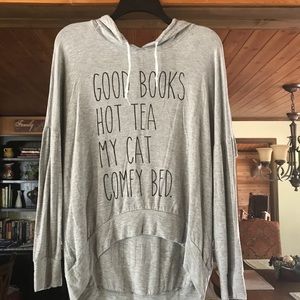 long sleeve sweat shirt